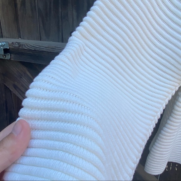 Guess Women’s Oriel Pullover Sweater - Picture 10 of 12